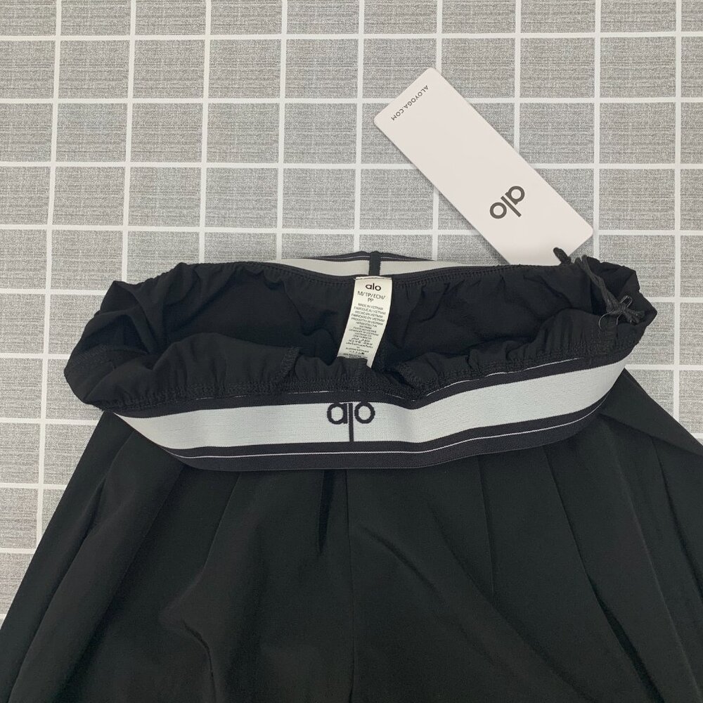 ALO Yoga Pants Black Brand New (Regular)😉💘 - Picture 4 of 8